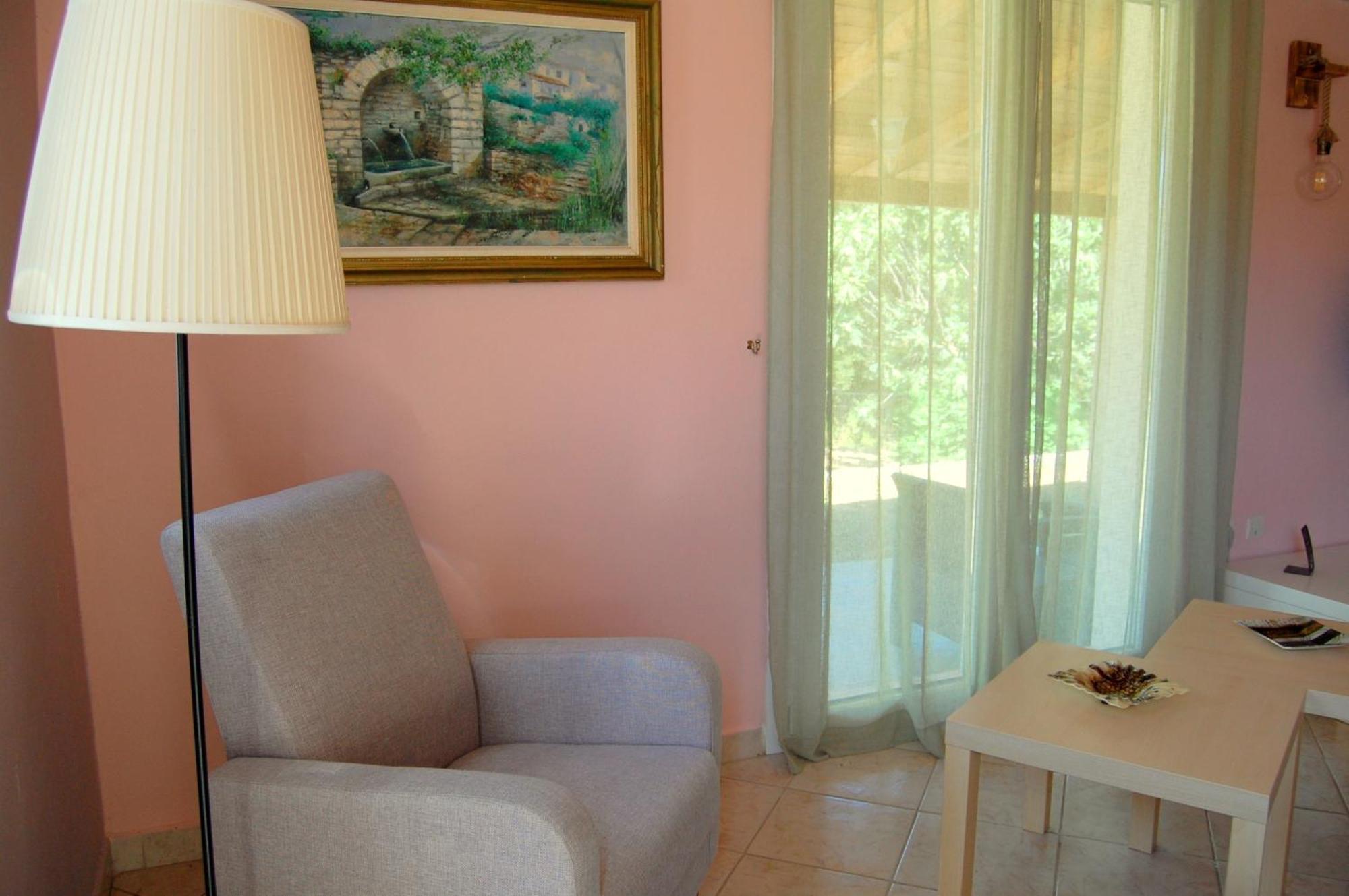 Blue Lagoon Villa Poros  ภายนอก รูปภาพ