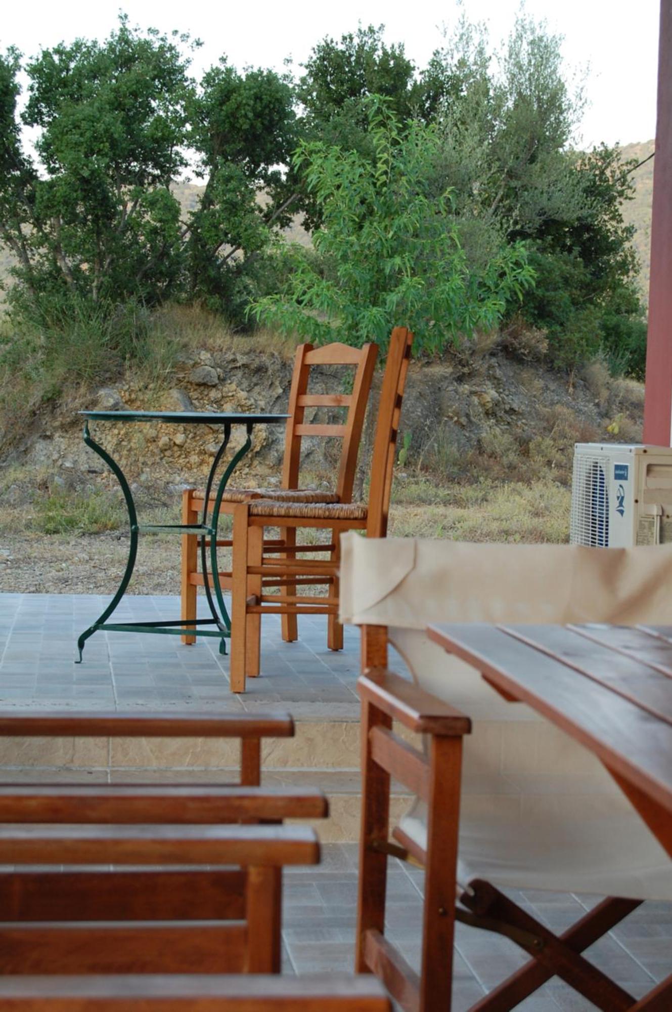 Blue Lagoon Villa Poros  ภายนอก รูปภาพ