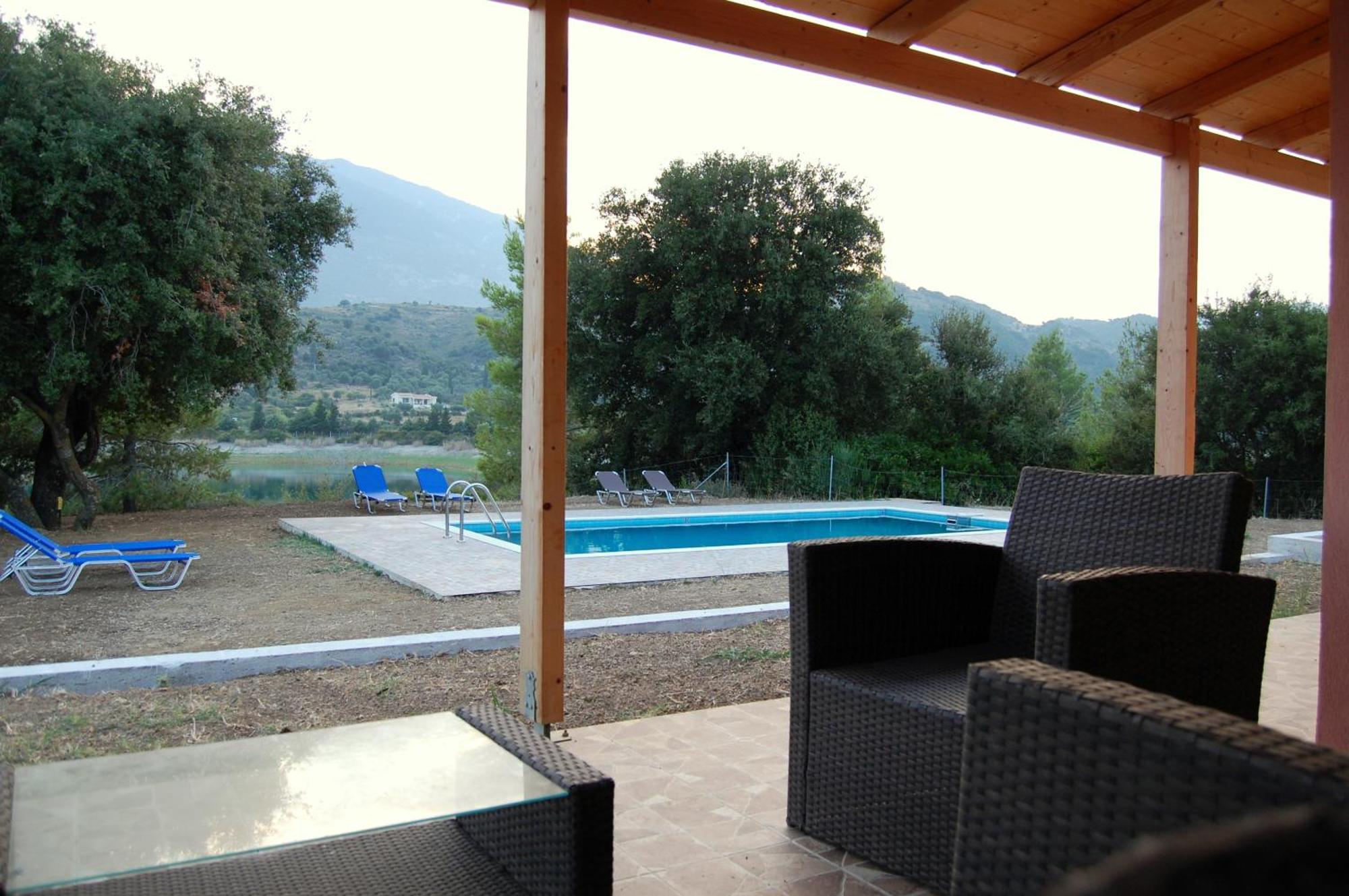 Blue Lagoon Villa Poros  ภายนอก รูปภาพ